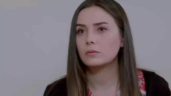 Elif 4/10: Η Μελέκ βρίσκει τη σελίδα από το ημερολόγιο της Ματσιντέ - Ανακαλύπτει το μεγάλο μυστικό της Κιγιμέτ