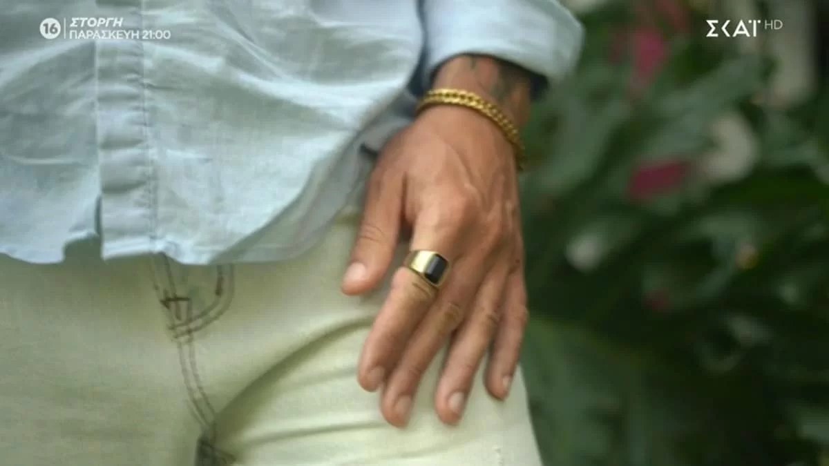 Love Island: Εισέβαλε νέος παίκτης στη βίλα - "Πάγωσαν" όλοι οι υπόλοιποι με την άφιξή του