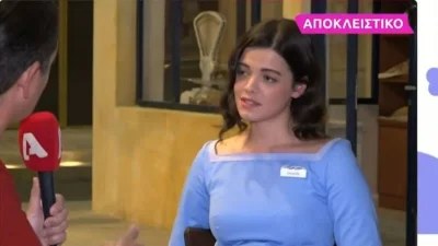 «Μου ήταν δύσκολο να πάω στο γύρισμα» - Οι πρώτες δηλώσεις της Τζένης Καζάκου μετά τον θάνατο του παππού της, Κώστα