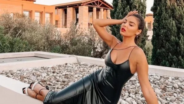 Αδιανόητο! Μία άλλη η Βρισηίδα Ανδριώτου - Με μακρύ καρέ και κατάξανθο μαλλί