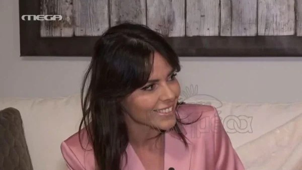 Παραλίγο να της "φάει" την θέση - Το παρασκήνιο της Έλενας Γαλύφα με την Βίκυ Καγιά
