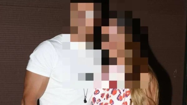 Είναι παντρεμένοι με παιδιά από το 2014 αλλά χώρισαν - Οριστικό διαζύγιο για γνωστό ζευγάρι της showbiz
