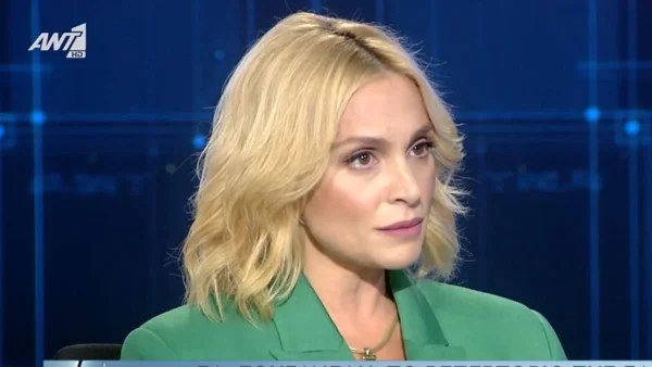 Ελεωνόρα Ζουγανέλη: "Με θυμώνει που ρωτούν τον πατέρα μου για..."