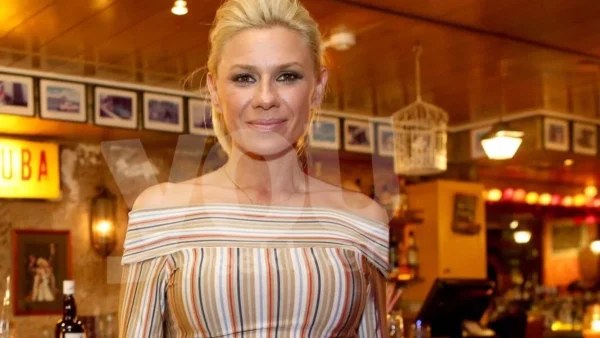Επιστρέφει στην τηλεόραση η Κατερίνα Καραβάτου - Ποια εκπομπή αναλαμβάνει