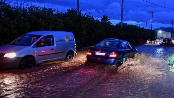 Έκτακτο δελτίο από την ΕΜΥ - Πότε θα «χτυπήσει» την Αττική η κακοκαιρία EVA