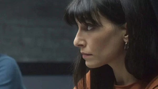 Κάνε ότι κοιμάσαι (21/11): Η Άννα πέφτει θύμα απαγωγής