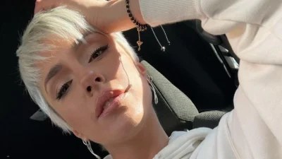 Άλλος άνθρωπος η Κάτια Ταραμπάνκο - Από το μακρύ στο κοντό και από το πλατινέ ξανθό μαλλί στο...