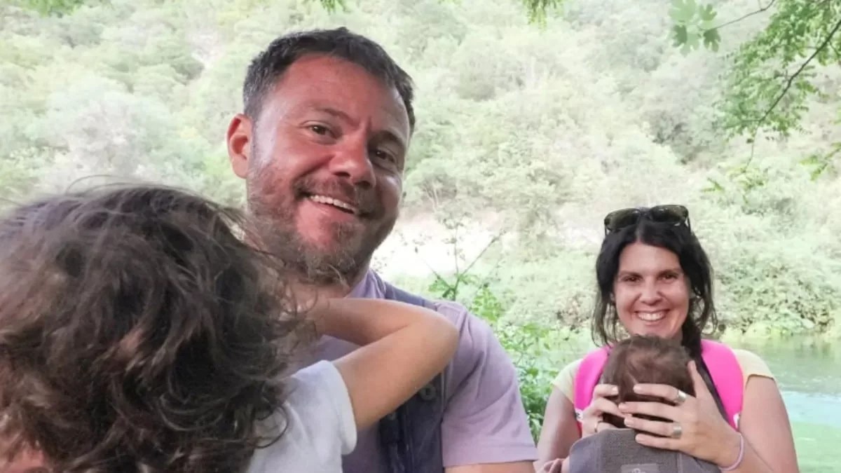 Στιγμές ευτυχίας για τον Ευτύχη Μπλέτσα και την Ηλέκτρα Αστέρη - Χιλιάδες οι αντιδράσεις κάτω από την ανάρτηση του παρουσιαστή