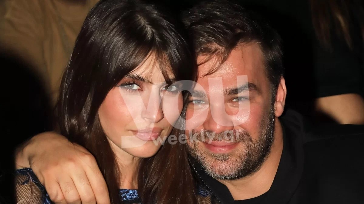 Με διάφανο, mini φόρεμα η Ιωάννα Σαρρή στο πλευρό του Γιώργου Σαμπάνη στα μπουζούκια - Σου βρήκαμε παρόμοιο στο Zara me 22,95 ευρώ