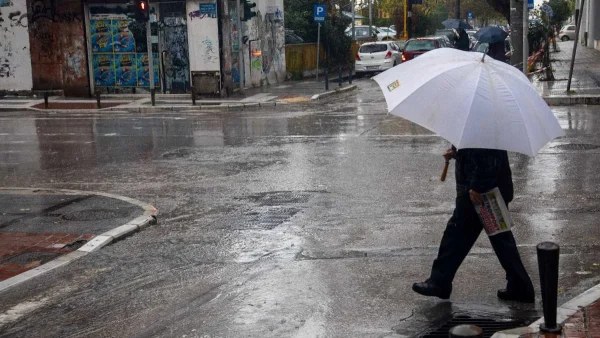 Βροχερός ο καιρός σήμερα 12/12 - Φανερή πτώση της θερμοκρασίας