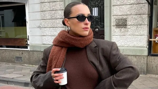 Ποιος είπε ότι το boho chic στιλ δεν μπορεί να υιοθετηθεί τον χειμώνα; Δες πως θα το κάνεις