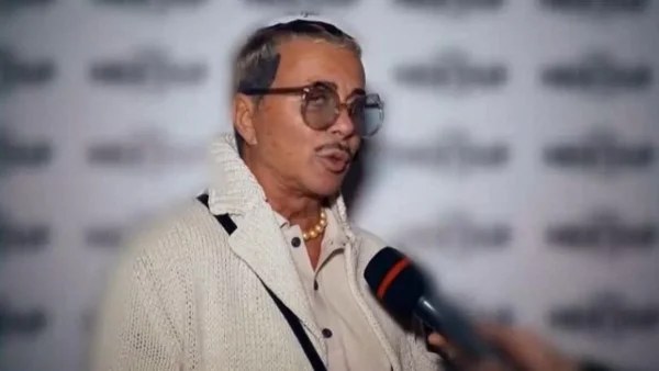 «Είναι όλοι τους για μένα κομπάρσοι» - "Κόλαφος" ο Λάκης Γαβαλάς για την Χατζηπαντελή και την Βίκυ Καγιά