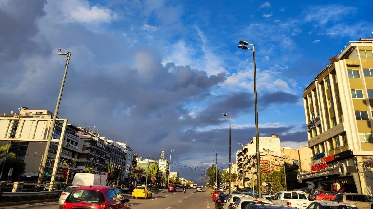 Στα δυτικά και τα βόρεια νεφώσεις με... - Αναλυτικά ο καιρός σήμερα Δευτέρα 5/12
