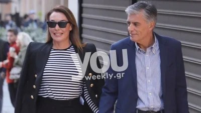 Ολόχρυσο με ροζ λεπτομέρειες - Έκλεψε τις εντυπώσεις το χριστουγεννιάτικο δέντρο της Τατιάνας Στεφανίδου και του Νίκου Ευαγγελάτου