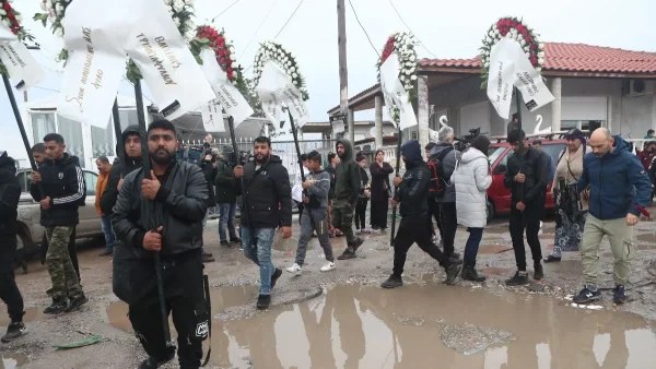 Θεσσαλονίκη: Αφέθηκε ελεύθερος ο αστυνομικός του σκότωσε τον 16χρονο ρομά