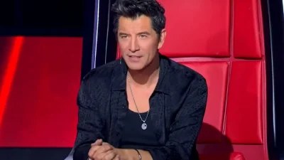 The Voice: Τα πειράγματα δεν είχαν τέλος - Επέστρεψε για 2η φορά στο παιχνίδι και αυτή τη φορά "κέρδισε" την επιτροπή