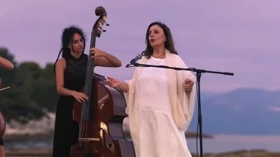 Αποθεώθηκε η Χάρις Αλεξίου στο φινάλε του Maestro - Η ανάρτησή της με την σκηνή που τραγουδά