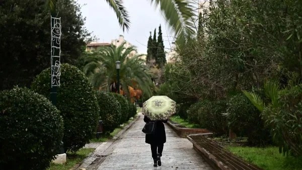Καιρός 19/1: Καταιγίδες στα δυτικά, βόρεια και βορειοδυτικά - Τι θα συμβεί στην υπόλοιπη χώρα