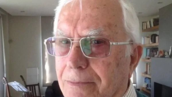 «Ελαφρύ το χώμα...» - Σπαραγμός στο Twitter για τον θάνατο του "παιδιού του λαού", Νίκου Ξανθόπουλου