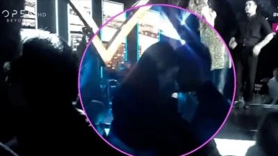 Τρυφερές στιγμές για τον Γιώργο Αγγελόπουλο και την Δήμητρα Βαμβακούση στα μπουζούκια - Βίντεο ντοκουμέντο