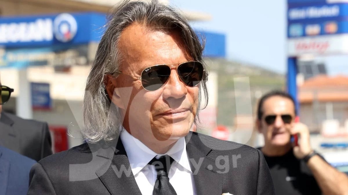 Ολόγυμνος στο Instagram ο Ηλίας Ψινάκης - Η ανάρτηση για την εκπομπή "Έλεος"