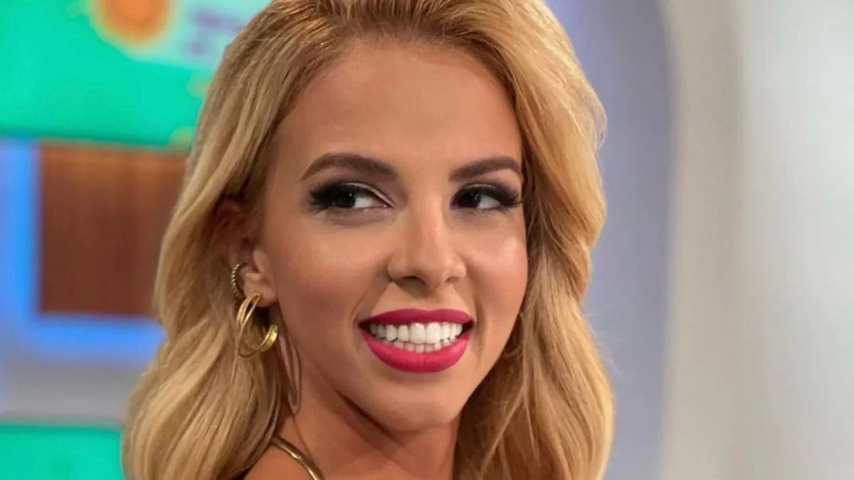 Beauty look of the week: 10 με τόνο στο μακιγιάζ της Τζένης Μελιτά - Πώς θα το κάνεις κι εσύ