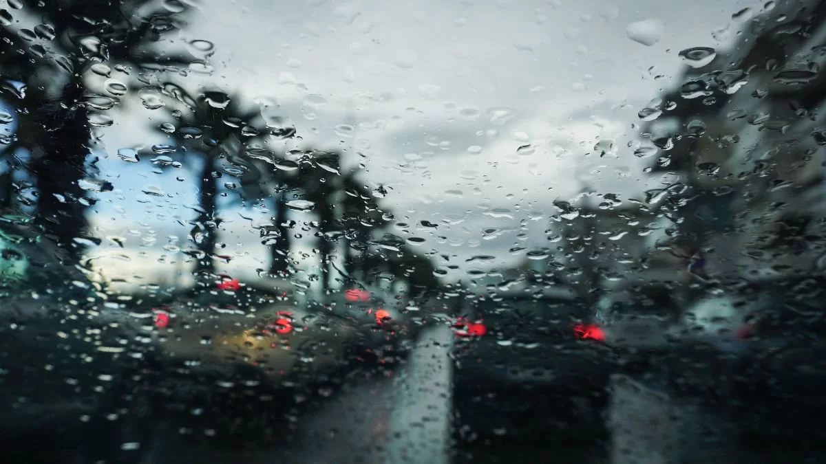 Έκτακτο δελτίο καιρού από την ΕΜΥ: Καταφτάνουν καταιγίδες και χιόνια - Οι περιοχές που θα "χτυπηθούν" από τα φαινόμενα