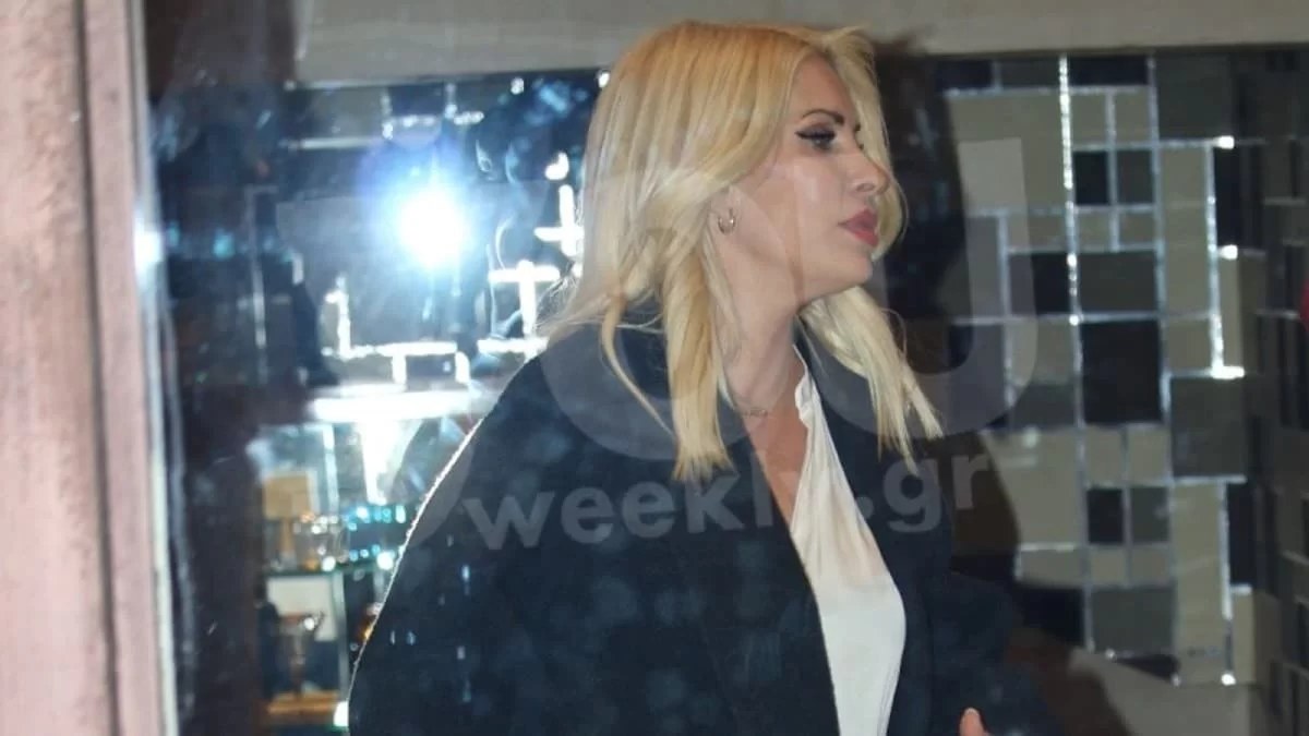 «Πραγματικά είναι μια μέρα...» - Ταραγμένη η Ελένη Μενεγάκη στο στούντιο του ΜEGA