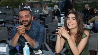 «Τι εννοείς δεν πίνει μπύρα ακόμη?» - Η πρώτη φωτογραφία του Λεωνίδα Κουτσόπουλου αγκαλιά με τον τεσσάρων μηνών γιο του