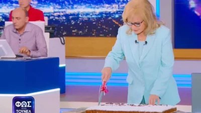 Φως στο Τούνελ: «Κρατάω και μαχαιράκι εδώ...» - Η Αγγελική Νικολούλη επέστρεψε και έκοψε στον αέρα της εκπομπής βασιλόπιτα