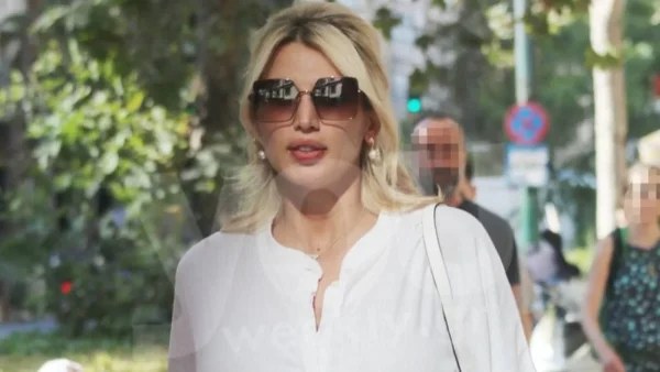 Με κολάν 9 ημέρες μετά τη γέννα του γιου της - Ο αριθμός των κιλών που έχει χάσει η Σπυροπούλου μέχρι σήμερα
