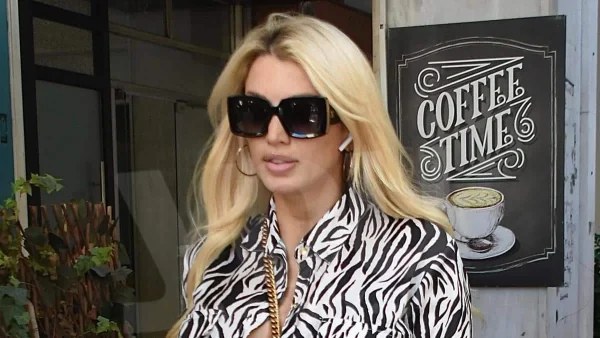 «Θηλάζω και περνάω...» - Τα πρώτα 24ώρα της Σπυροπούλου με το μωρό στο σπίτι