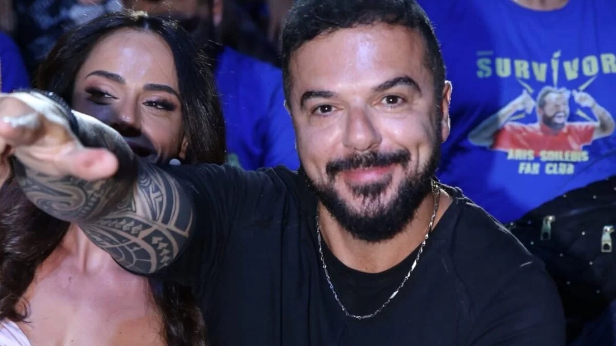 Survivor All Star: «Για δύο ημέρες τηλεθέασης...» - Ο Τριαντάφυλλος "ξεφτίλισε" την παραγωγή για Καρολίνα & Μάριο