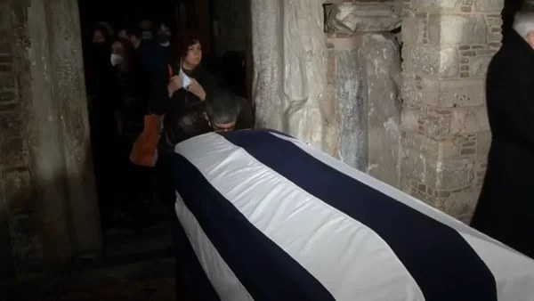 Τέως βασιλιάς Κωνσταντίνος: Δείτε live το τελευταίο αντίο
