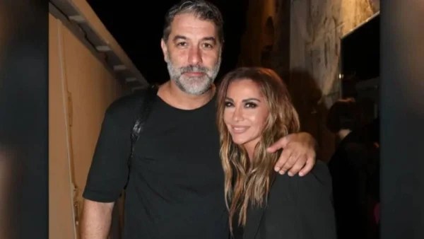 Τρόλαραν τον Βασίλη Μπισμπίκη για το τσιγάρο μετά το σάλο με το πρόστιμο - Το σχόλιο της Δέσποινας Βανδή