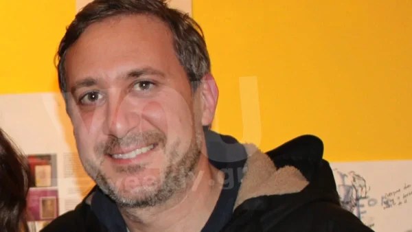 Ασύλληπτος θρήνος για τον ηθοποιό Χάρη Μαυρουδή - Ανακοίνωσε την κηδεία του πατέρα του, Νότη