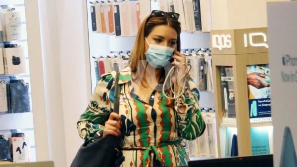 Φυγάδευσαν την Ελίνα Παπίλα έξω από το στούντιο του ΑΝΤ1 - Τι συνέβη