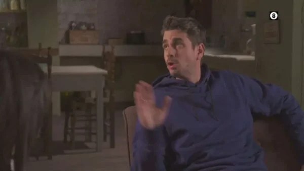 Χαιρέτα μου τον Πλάτανο (9/2): Το ένα ψέμα μετά το άλλο - Τυφλωμένη από έρωτα η Καλλιόπη με τον "Μάνθο" της