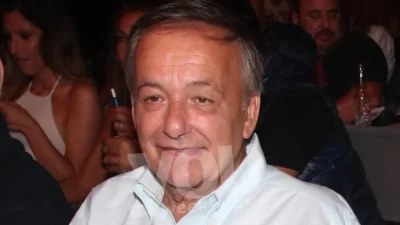 Σημαντική εξέλιξη για την κατάσταση της υγείας του Μικρούτσικου - Δεν τον ξύπνησαν από την εντατική