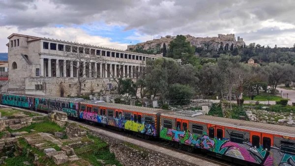 Νεφώσεις με τοπικές βροχές ή χιονόνερο προβλέπονται σε... - Ο καιρός σήμερα Δευτέρα 13/2