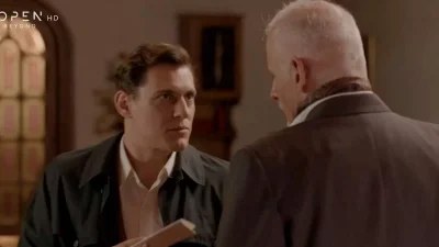 Έρωτας Φυγάς (28/2): Ξεψυχάει μπροστά της - Τον μαχαιρώνουν βάναυσα και πεθαίνει
