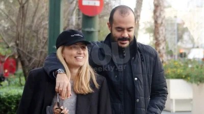 Την κοιτά στα μάτια και λιώνει - Η έξοδος των Ηλιάκη και Μανουσάκη στα βόρεια προάστια