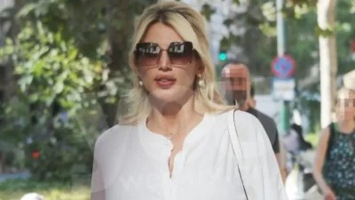 Με φόρμες και γυαλιά ηλίου στο πρόσωπο - Στο πάρκο με τον μικρό Σταθοκωστόπουλο η Κωνσταντίνα Σπυροπούλου