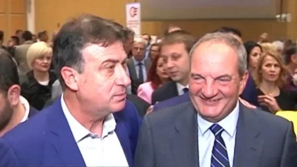Κώστα Καραμανλής: «Ήρθε η ώρα να...» -  Η ανακοίνωση για τις εκλογές