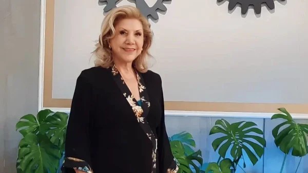 «Η Πανσέληνος στις 5 του μήνα...» - Δύσκολος Φλεβάρης για 3 ζώδια σύμφωνα με τις προβλέψεις της Λίτσας Πατέρα