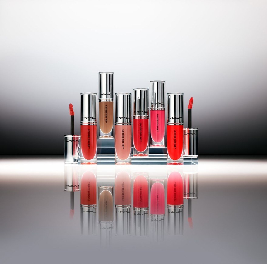 Νέο kissproof, αδιάβροχο & transfer-proof κραγιόν από τη MAC Cosmetics!