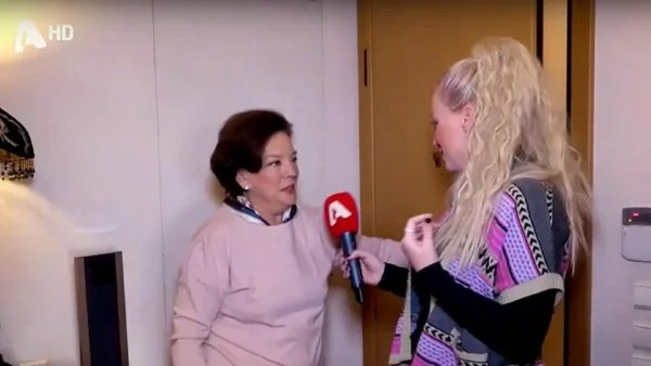 Με μία φωτογραφία της φάτσα φόρα στο σαλόνι και γεμάτο κέρατα - Αυτό είναι το σπίτι της Μάρας Μεϊμαρίδη στο Ψυχικό