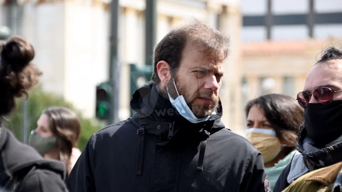 Καλυμμένος με επίδεσμους και πράσινη σακούλα - Η πρώτη ανάρτηση του Ορέστη Τζιόβα μετά το ατύχημα του