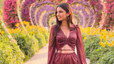 Μοιάζουν σαν δυο σταγόνες νερό - Η ανάρτηση της Ιφιγένειας Τζόλα με την καλλονή αδελφή της