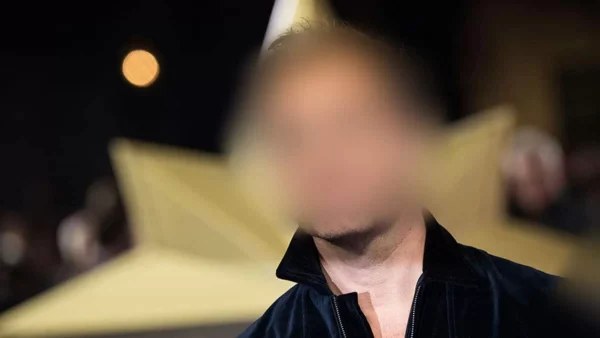Γνωστός ηθοποιός γίνεται για έβδομη φορά πατέρας - Είναι παντρεμένος με την σύζυγο του από το 2019